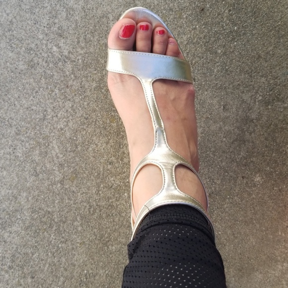 Heels - Picture 3 of 6